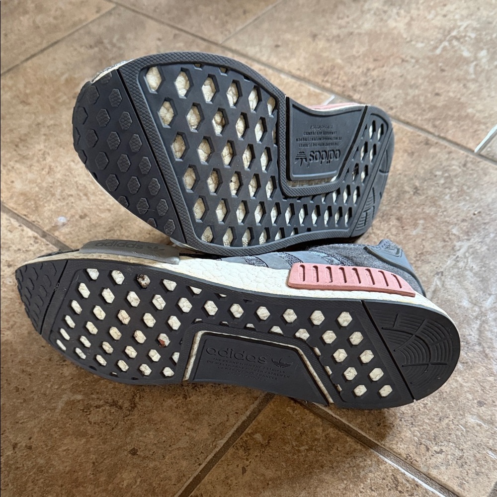 Adidas Gray Patterned Athletic Sneakers - Picture 2 of 3